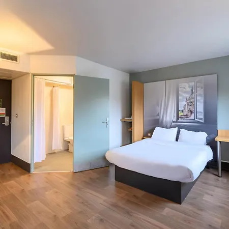 Chantilly Hotel
